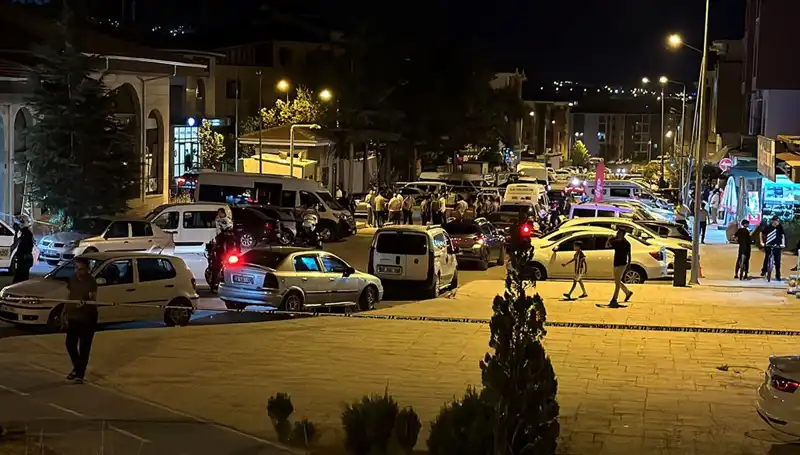 İki Aile Arasında Şiddetli Kavga: 1 Ağır Yaralı, 3 Kişi Hastanede