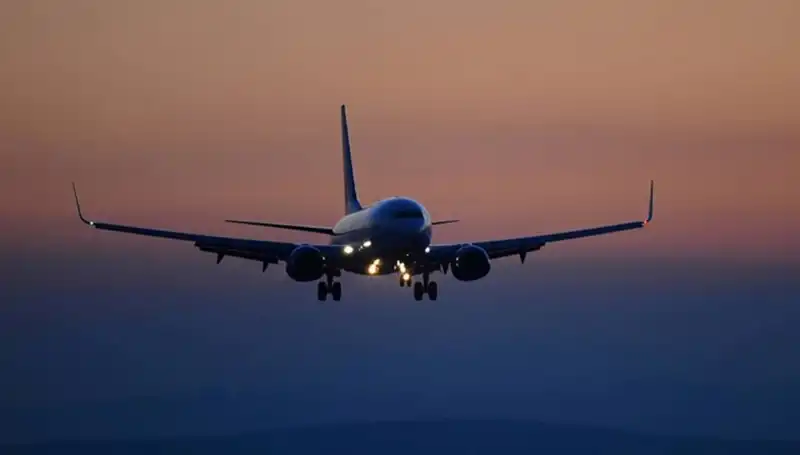 Trabzon Havalimanı’nda Sis Engeli, Uçuşlar İptal Edildi