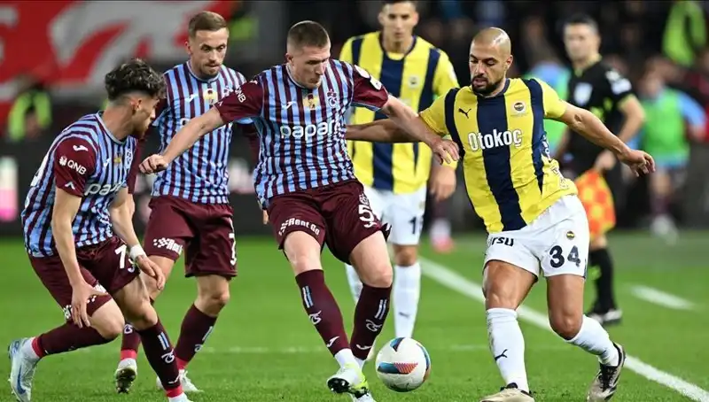 Fenerbahçe ve Trabzonspor Arasında Kadıköy'de Dev Derbi Heyecanı!