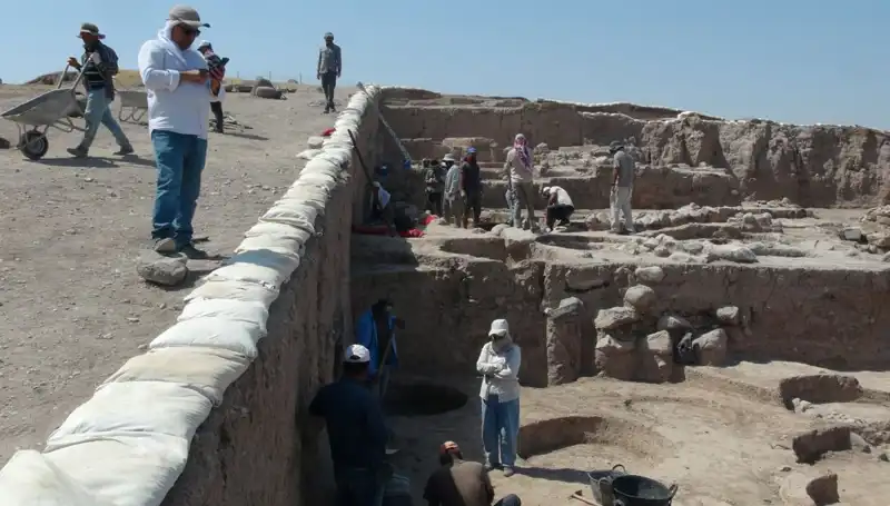 Kilis'teki Oylum Höyük'te Yazın Ortasında Kazı Çalışmaları Devam Ediyor!
