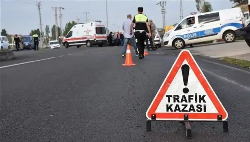 Tekirdağ'da Feci Kaza: Kontrolden Çıkan Araç Bariyere Çarptı, Bir Kayıp Verdi