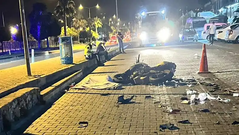 Alanya'da Motosiklet Kazası: Genç Hayatını Kaybetti, Kentte Şok Etkisi Yarattı