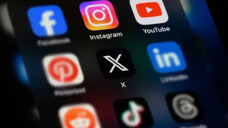 Sosyal Medya Kısıtlamaları: WhatsApp’tan TikTok’a Neler Oluyor?