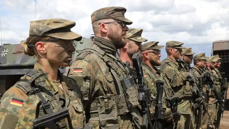 Almanya'nın Rusya'ya Asker Göndermesi: Ne Anlama Geliyor?