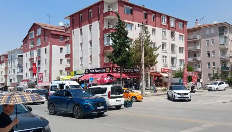 Taksi ile Otomobil Çarpıştı: Kaza Anının Yüzleri ve Son Gelişmeler