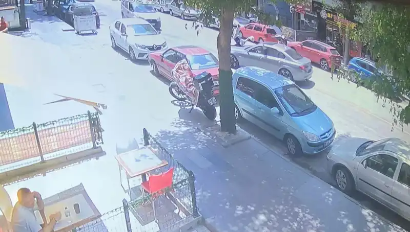 Dikkatsiz Geçiş: Karşıdan Karşıya Geçerken Araba Çarpınca Yaralanma