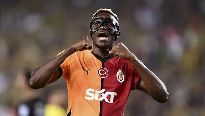 Osimhen'in Menajeri, Galatasaray İddialarına Cevap Verdi!